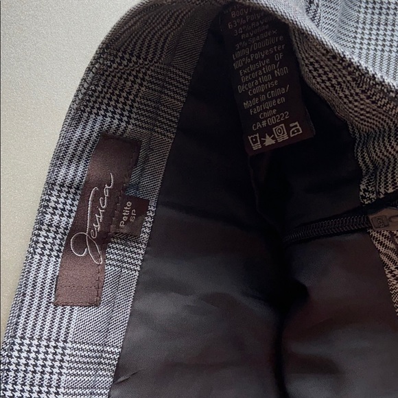 skirt - Picture 3 of 5